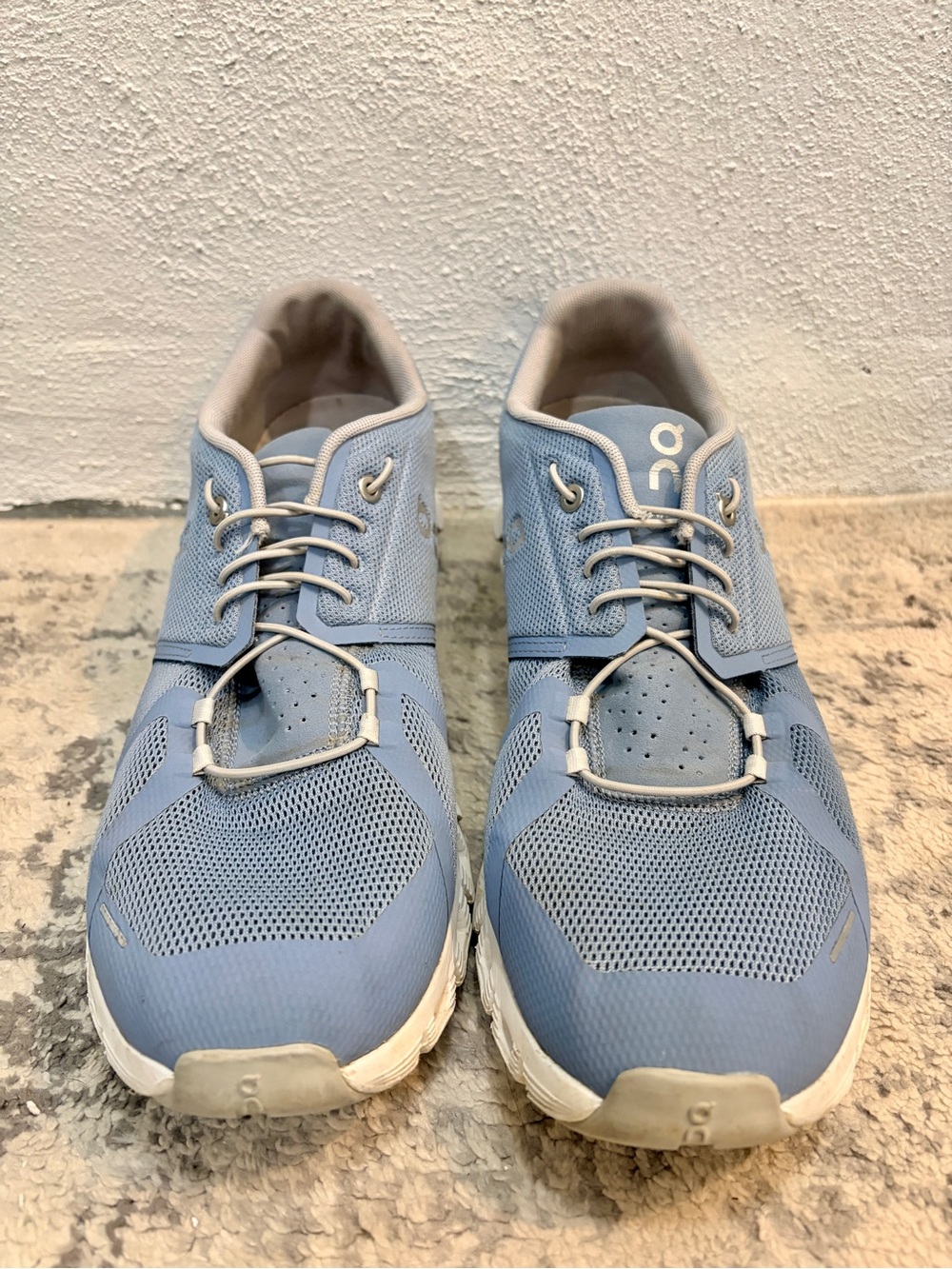 On Running Cloud Sneakers Light Blue Men’s Size 12.5 Athletic Running Shoes